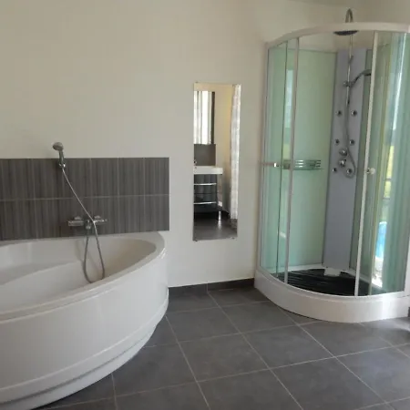 Cosy Vacation Home Near The Sea * Verdun-sur-Meuse
